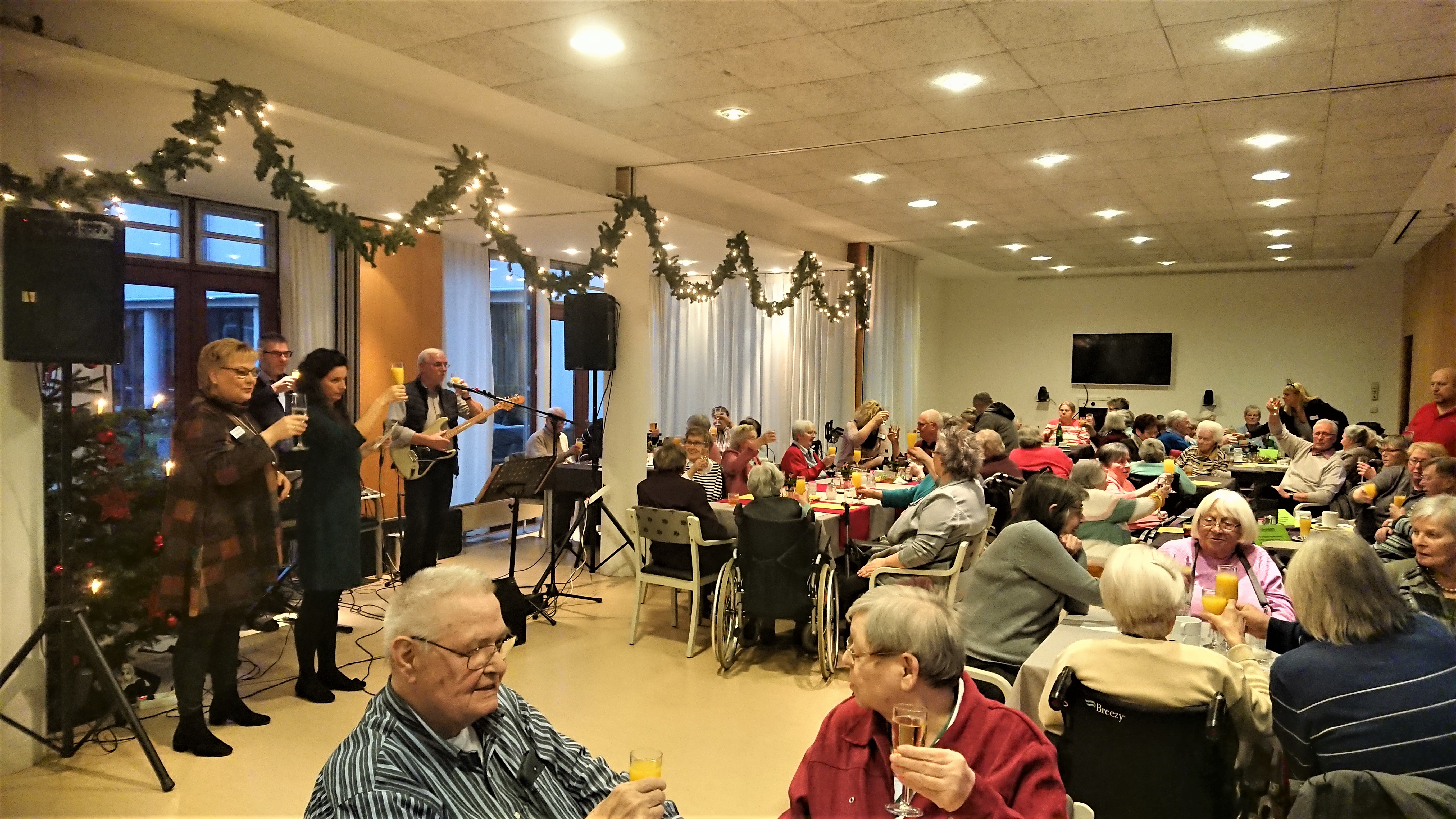 ElisabethTombrockHaus Mit schwungvoller Silvesterfeier